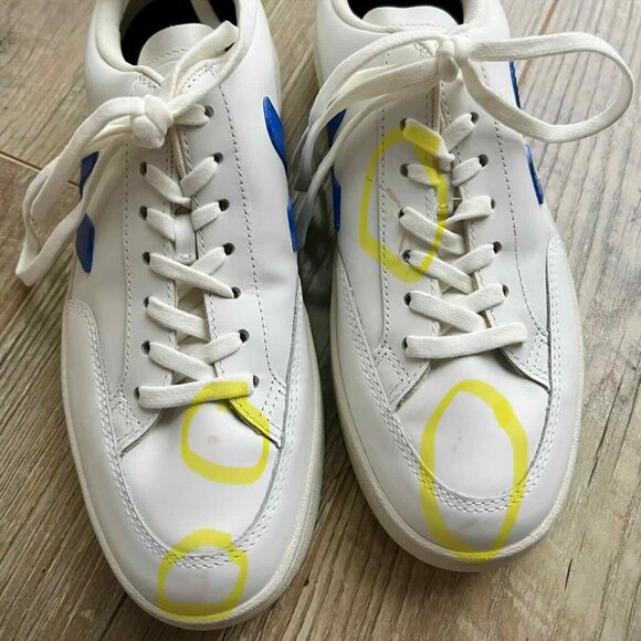 Veja's V-12 Leather White Paros, Unisex, Size 39, $100 (retails $170) - Picture 6 of 10